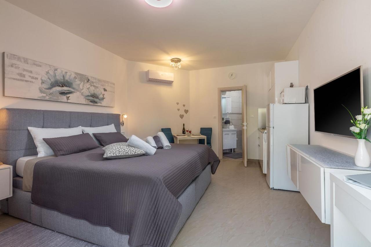 Evita Fazana Premium Studio Apartments Екстер'єр фото